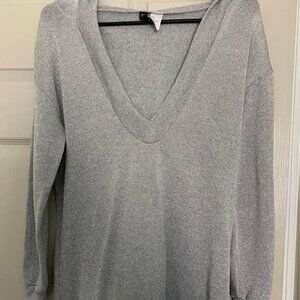Women’s H&M sparkly silver lightweight hooded top/tunic size Small